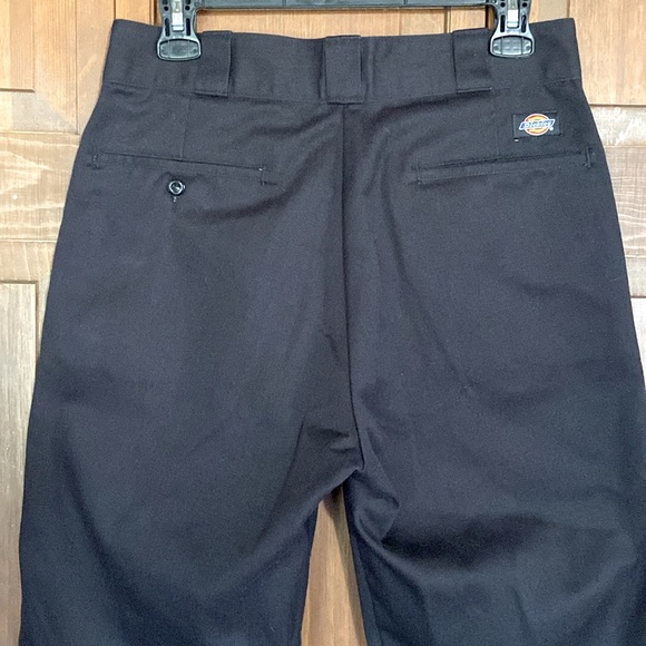 DICKIES BLACK MEN’S PANTS 30x32 ~ LIKE NEW-WORN ONCE!! - Picture 4 of 16